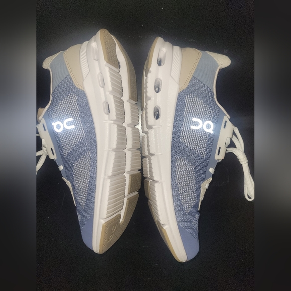 On Running casual sneakers Cloudrift size women's 8.5 color Metal/Navy - Picture 1 of 12